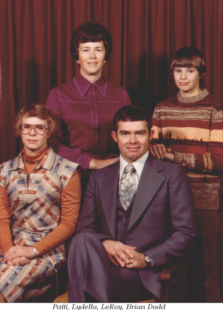 1974-L-L Dodd.jpg